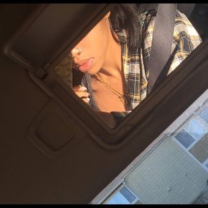 Meet your Posher, Nique